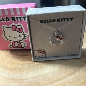Hello Kitty Knecklace